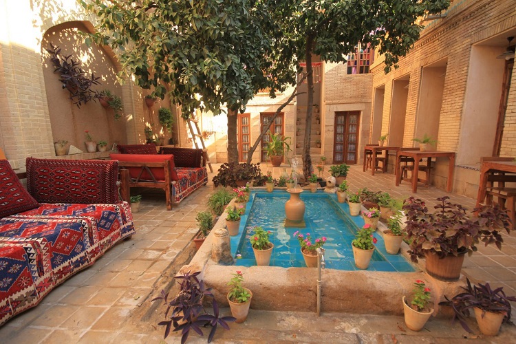 با ۷ تا از بهترین اقامتگاه های بومگردی شیراز آشنا شوید - خبرخوان تی شین